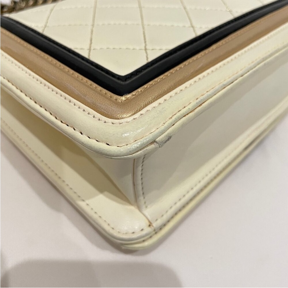 Chanel Vintage Boy Bag cream , black and gold bag - Picture 7 of 16